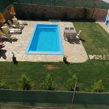 Tuerkoglu Akyaka Kuyucak Daily Weekly Villa *