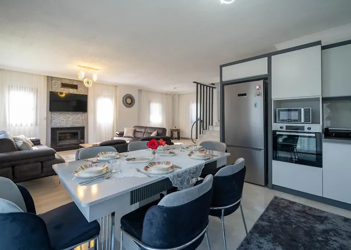 Türkoğlu Akyaka Kuyucak Daily Weekly Villa